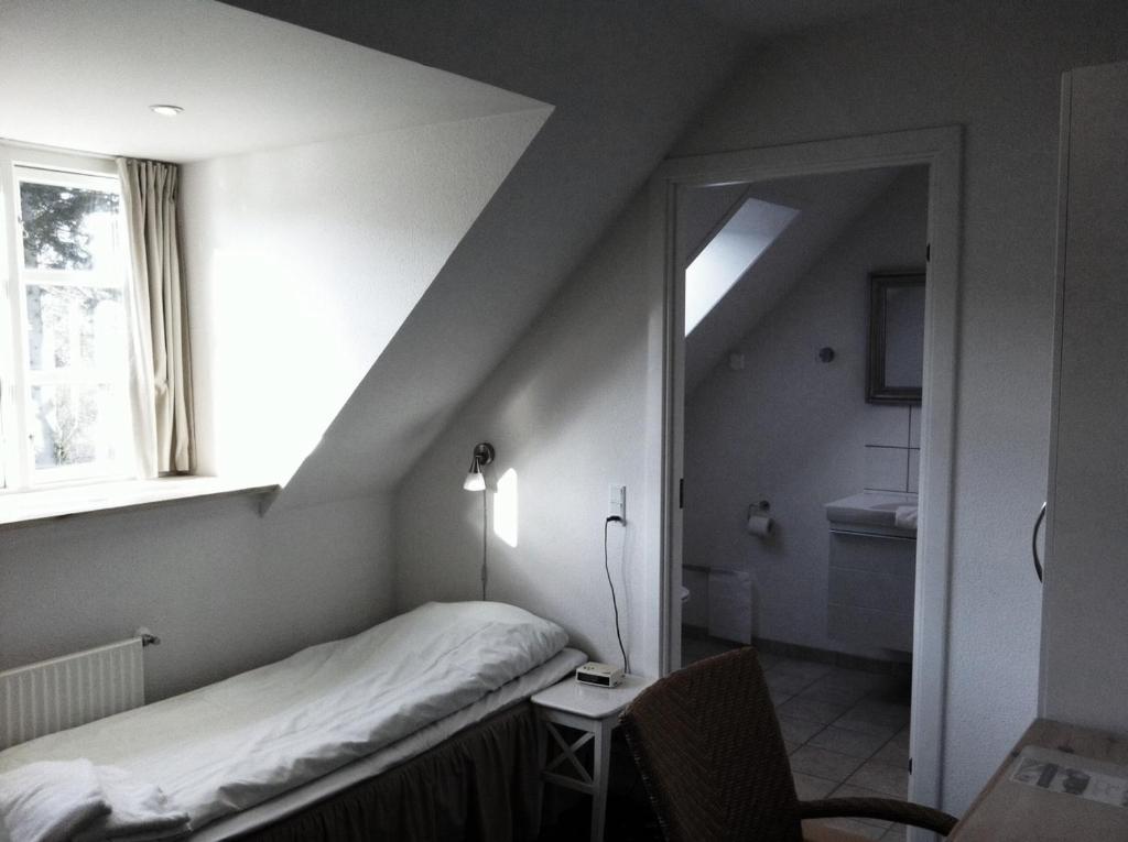 Fangel Kro & Hotel Bellinge Pokoj fotografie